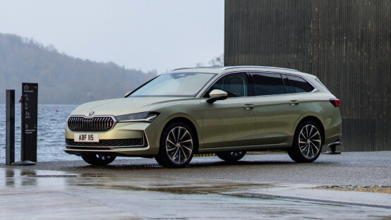 Silver Skoda Superb